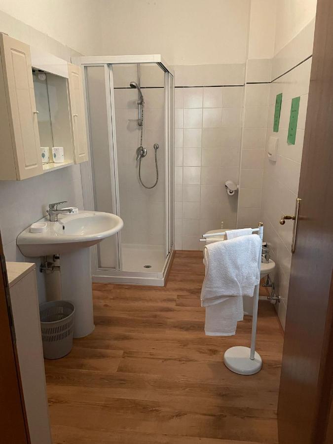 Casa Zanoni Appartement Torbole Sul Garda Buitenkant foto